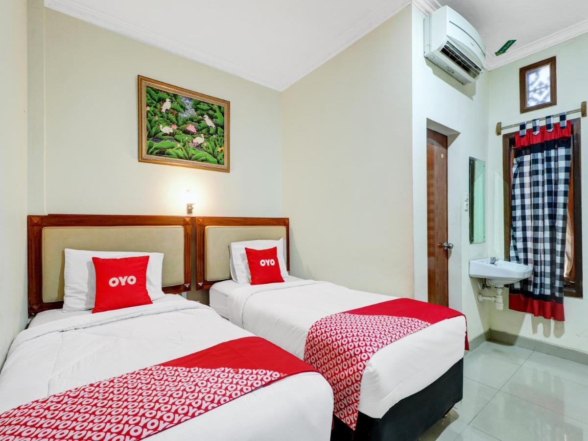 Oyo 90408 Hotel Horton Cirebon Exterior foto